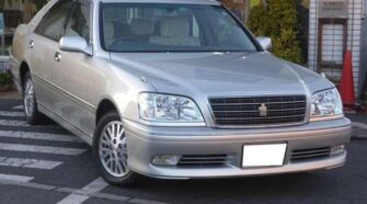 TOYOTA Crown JZS171