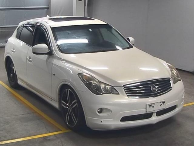 NISSAN  Skyline CrossOver