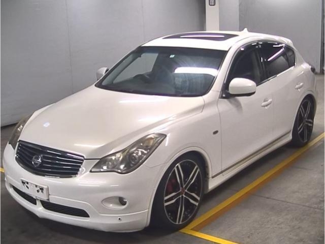 NISSAN  Skyline CrossOver