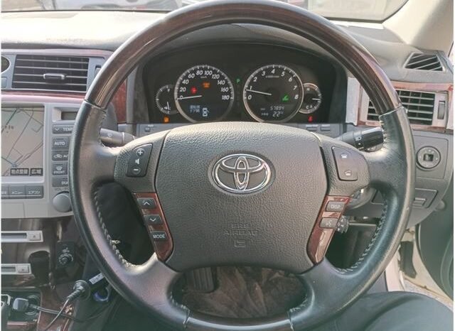 
								Toyota Crown Majesta 2008 full									