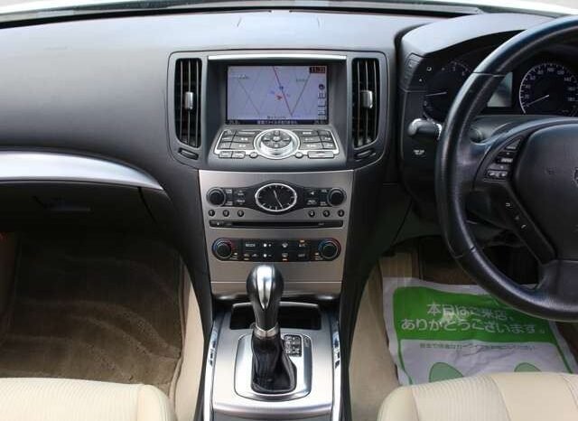 
								Nissan Skyline full									