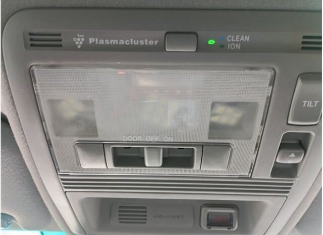 
								Toyota Crown Majesta 2008 full									