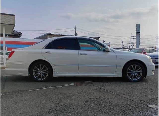 
								Toyota Crown Majesta 2008 full									