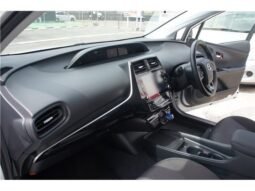 
										Toyota Prius full									