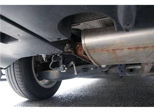 
								Toyota Prius full									