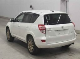 
										Toyota RAV4 full									