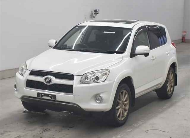 
								Toyota RAV4 full									