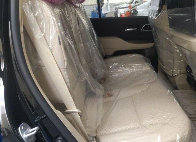 
								Toyota Land Cruiser 300 ZX 2026 full									