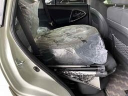 
										Toyota RAV4 full									