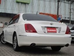 
										Toyota Crown Majesta 2004 full									