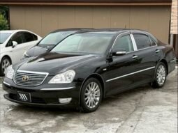 
										Toyota Crown Majesta 2005 full									