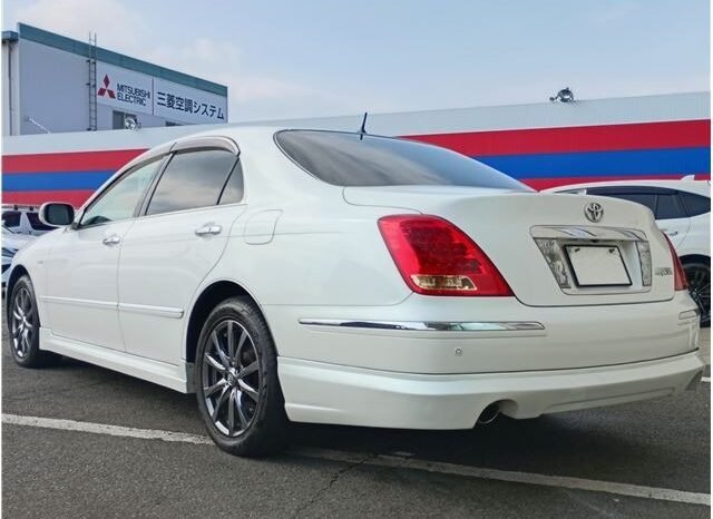 
								Toyota Crown Majesta 2008 full									
