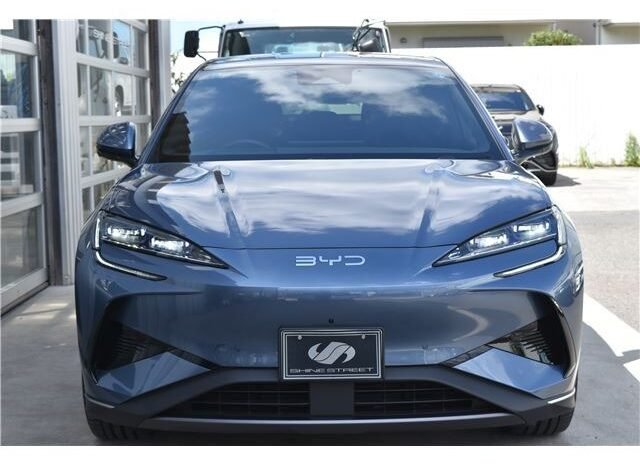 
								BYD Sealion 7 full									