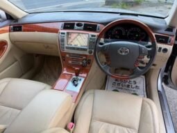 
										Toyota Crown Majesta 2004 full									