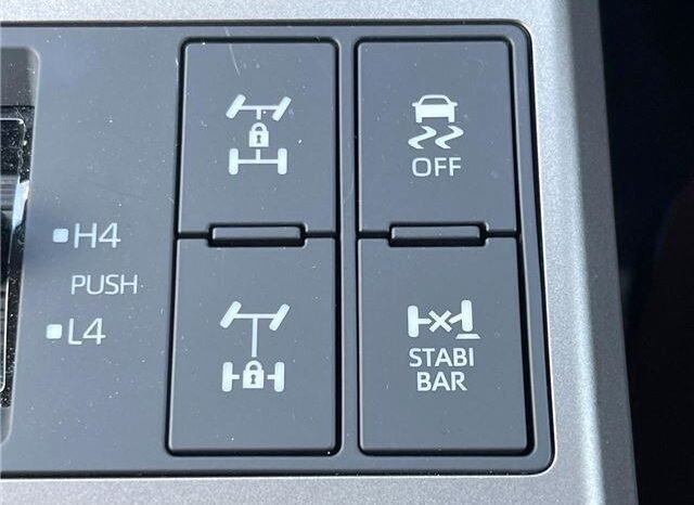 
								Toyota Land Cruiser 250 ZX 2026 full									