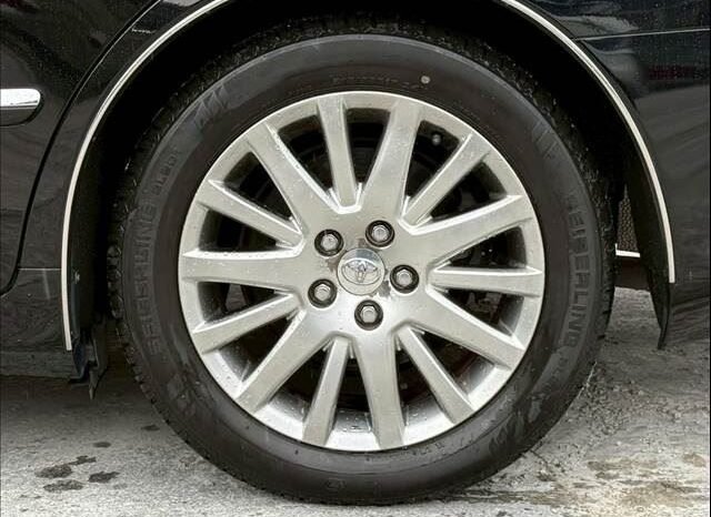 
								Toyota Crown Majesta 2005 full									