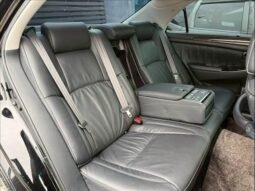 
										Toyota Crown Majesta 2005 full									