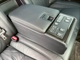 
										Toyota Crown Majesta 2005 full									