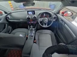 
										Audi A3 Sedan 2017 full									