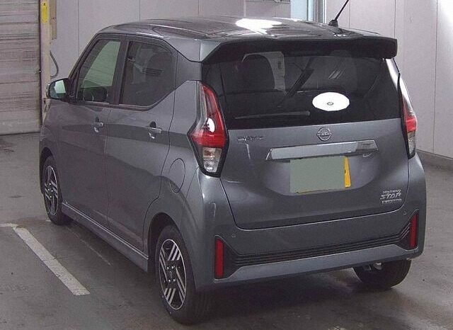
								Nissan Dayz Highway Star X full									