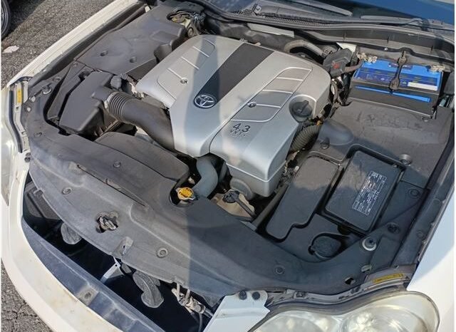 
								Toyota Crown Majesta 2008 full									
