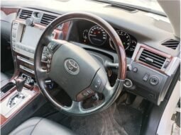 
										Toyota Crown Majesta 2008 full									