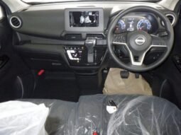 
										Nissan Dayz Highway Star X full									