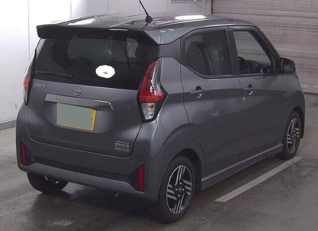 
								Nissan Dayz Highway Star X full									