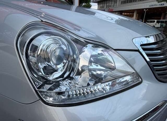 
								Toyota Crown Majesta 2004 full									