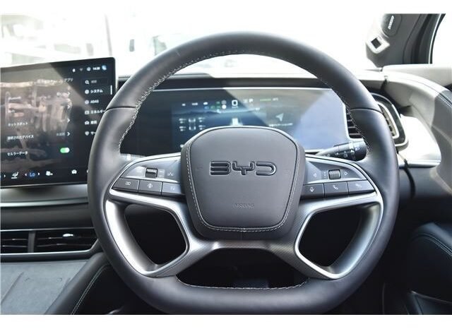 
								BYD Sealion 7 full									