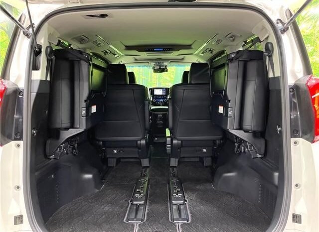 
								Toyota Alphard Hybrid SR full									