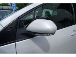 
										Toyota Prius full									